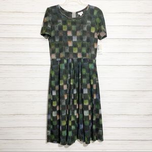 NWT LuLaRoe | Amelia Green Square Dress | L